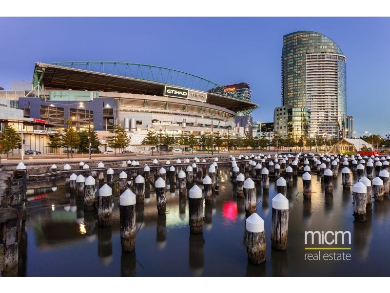 1110/100 Harbour Esplanade, Docklands VIC 3008