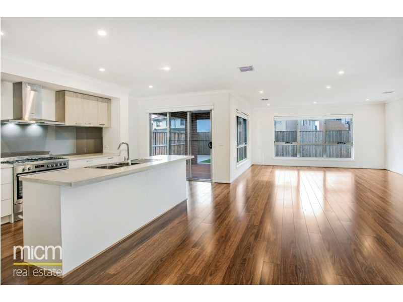 48 Coleridge Circuit, Williams Landing VIC 3027