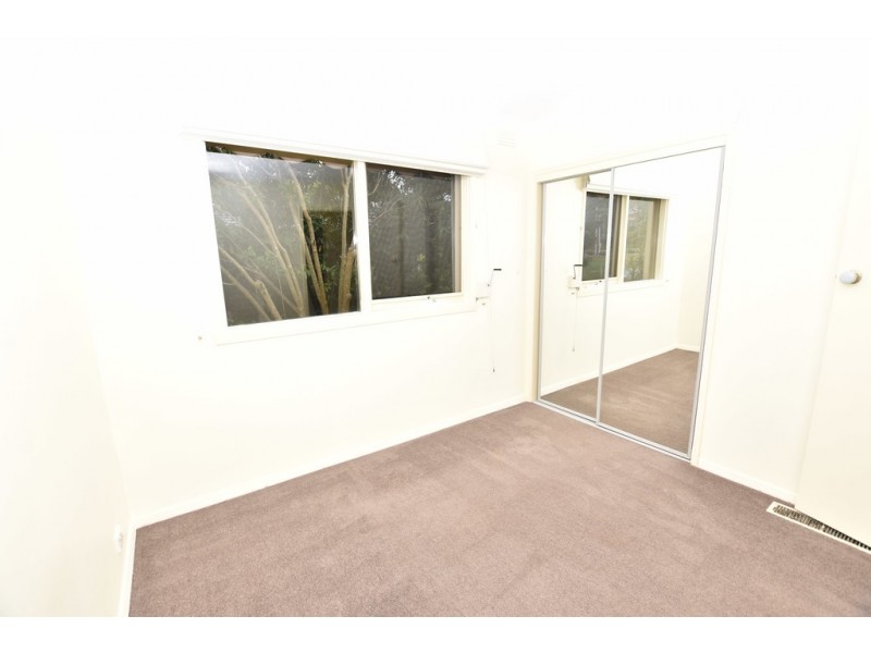 13 Argus Crescent, Doncaster East VIC 3109