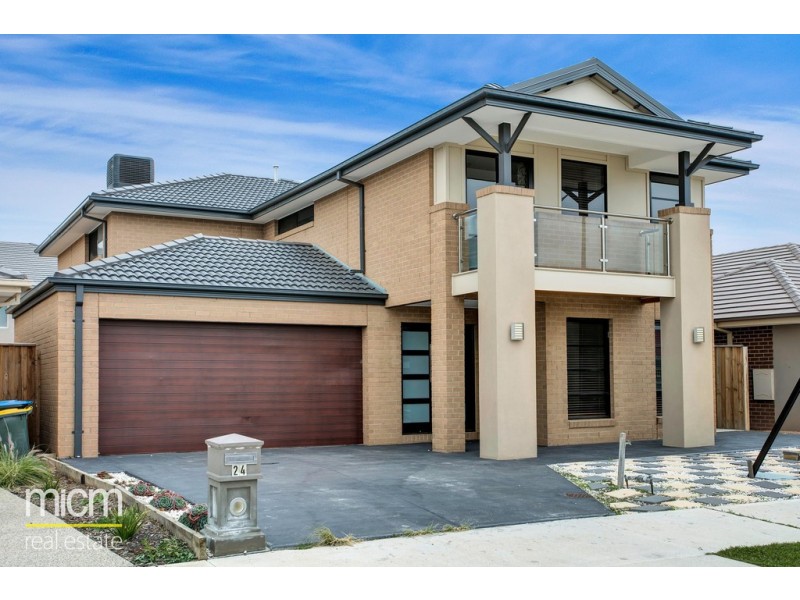 24 Pintail Close, Williams Landing VIC 3027
