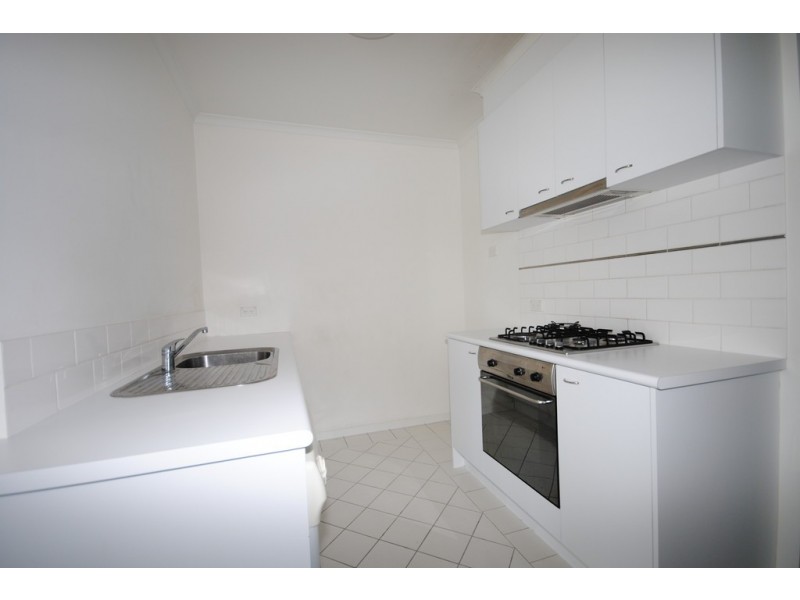 REF 050771/79 Whiteman Street, Southbank VIC 3006