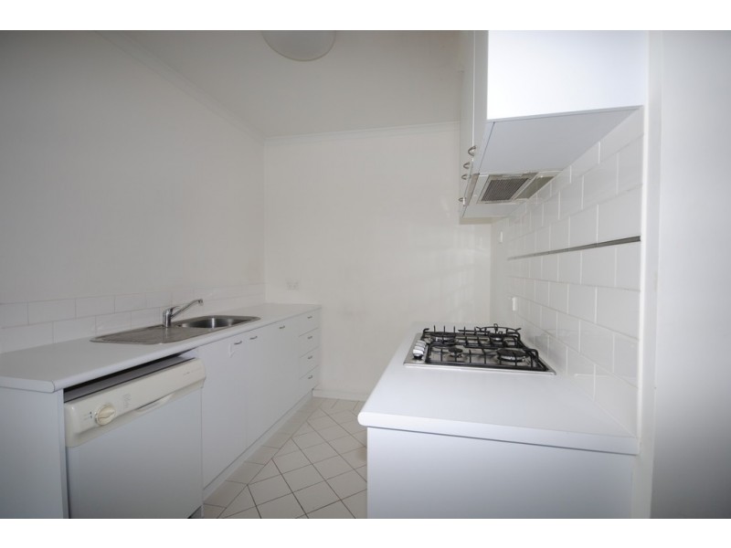 REF 050771/79 Whiteman Street, Southbank VIC 3006