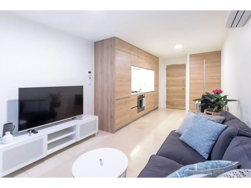 705/12 Queens Road, Melbourne VIC 3004