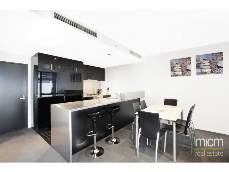 1305/8 Waterview Walk, Docklands VIC 3008