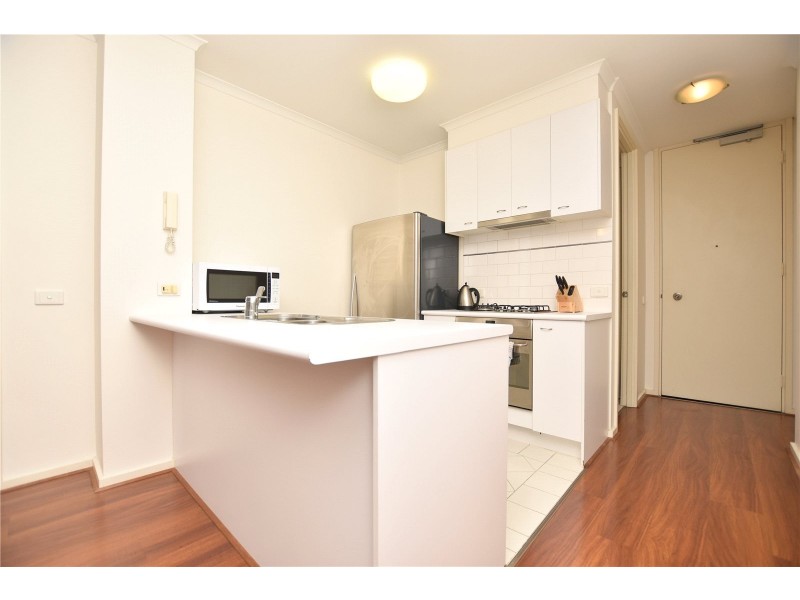 REF 051149/63 Dorcas Street, South Melbourne VIC 3205