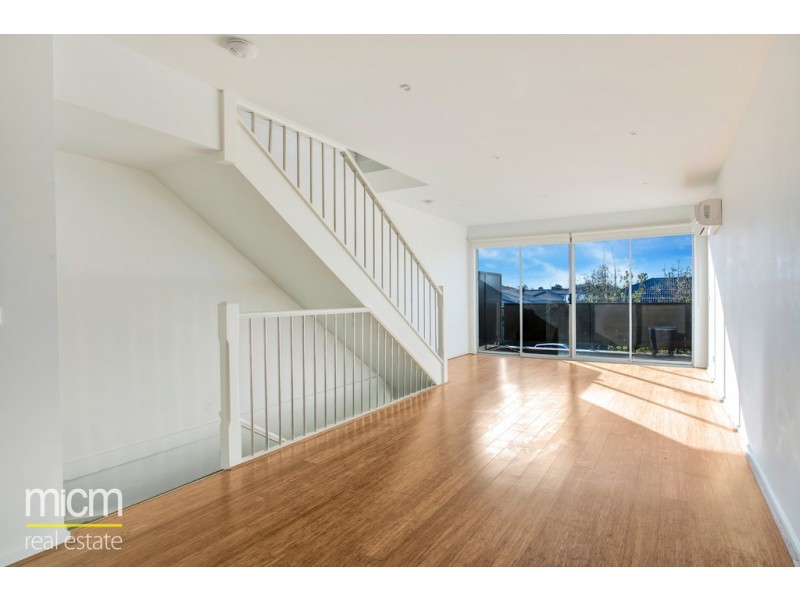 5/1 Clearwater Rise Parade, Truganina VIC 3029