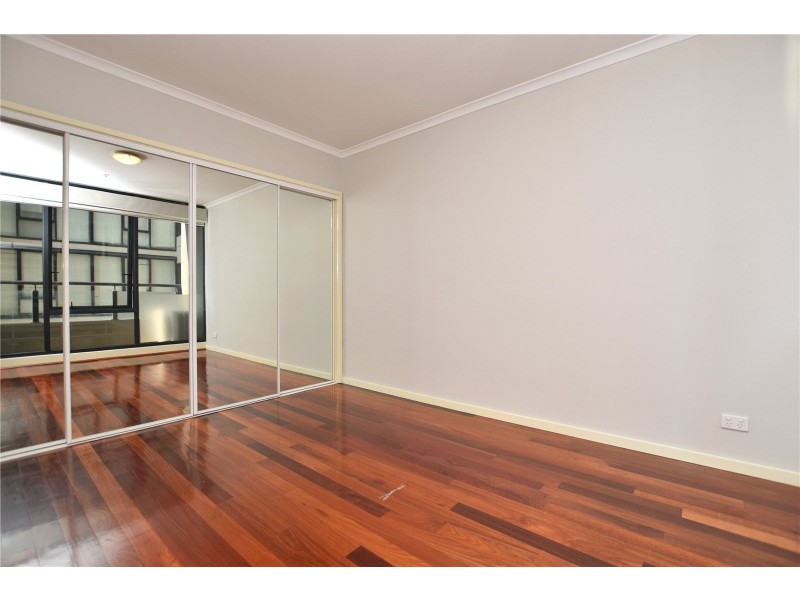 REF 051425/39 Dorcas Street, South Melbourne VIC 3205