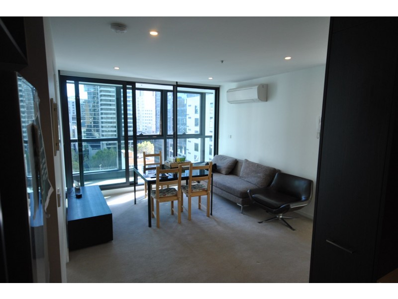 1406/8 Sutherland Street, Melbourne VIC 3000