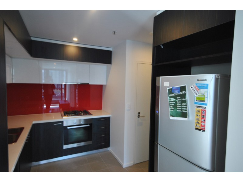 1406/8 Sutherland Street, Melbourne VIC 3000