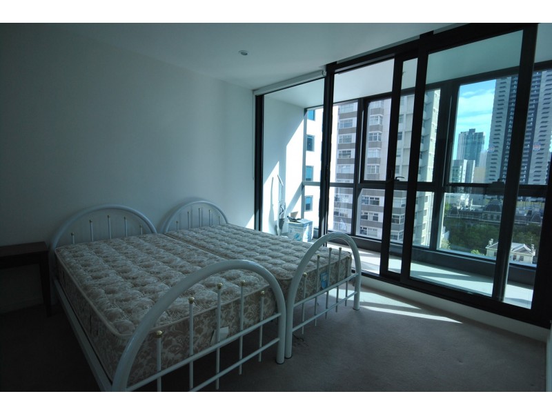 1406/8 Sutherland Street, Melbourne VIC 3000