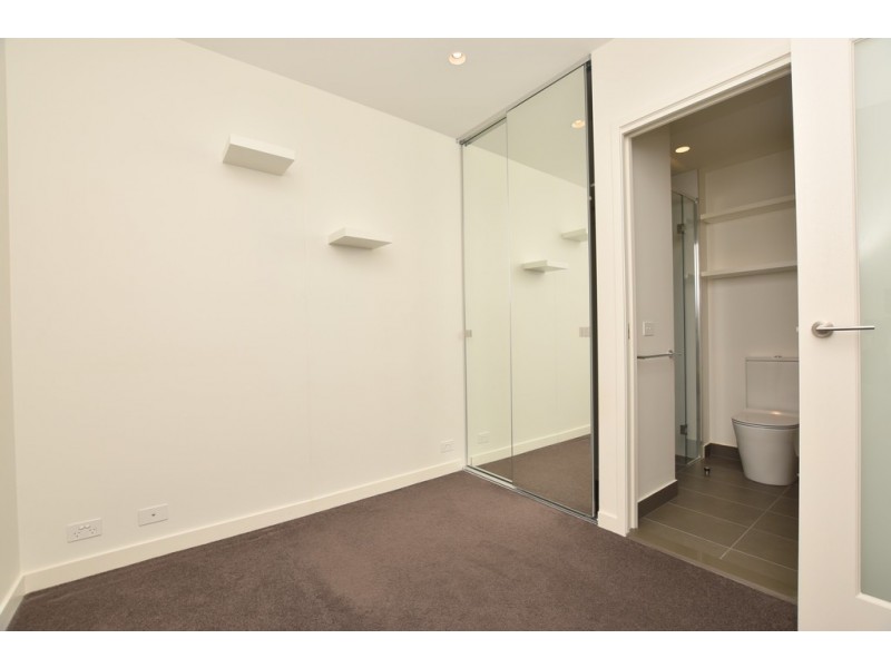 2705/45 Clarke Street, Southbank VIC 3006