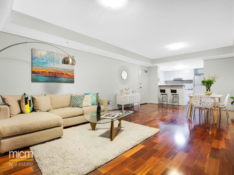 153/33 La Trobe Street, Melbourne VIC 3000