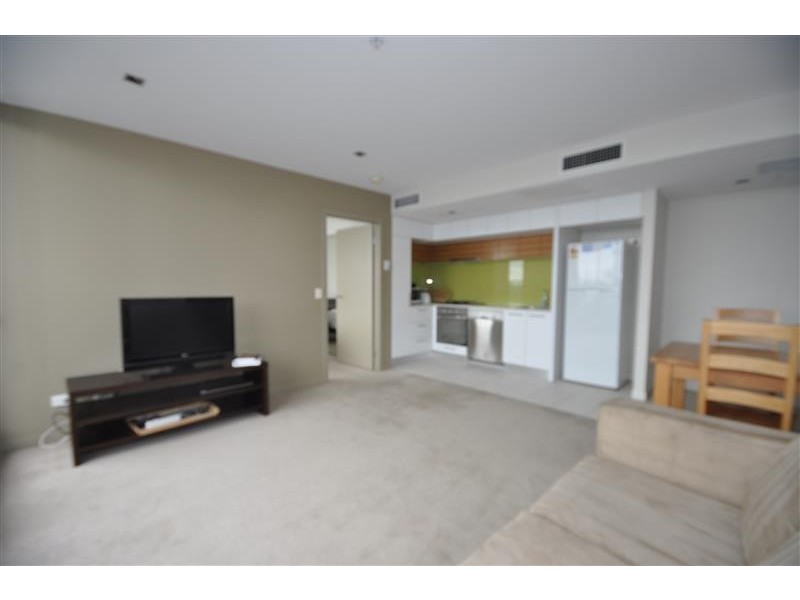 3310A/100 Harbour Esplanande, Docklands VIC 3008