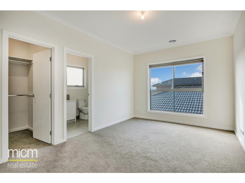 902 Morris Road, Truganina VIC 3029