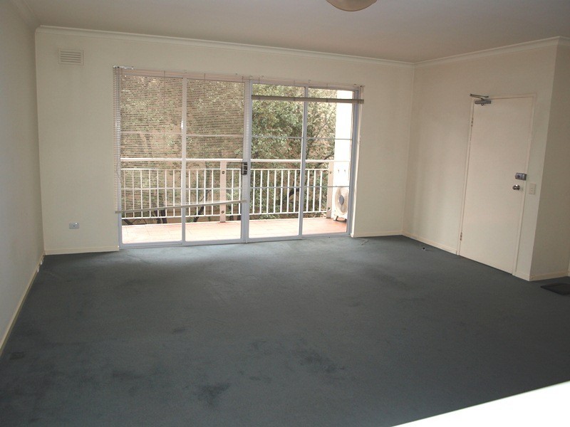 REF 051770/8 Perth Street, Prahran VIC 3181