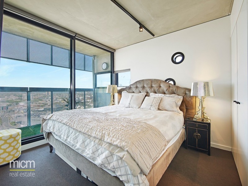 2403/152 Sturt Street, Southbank VIC 3006