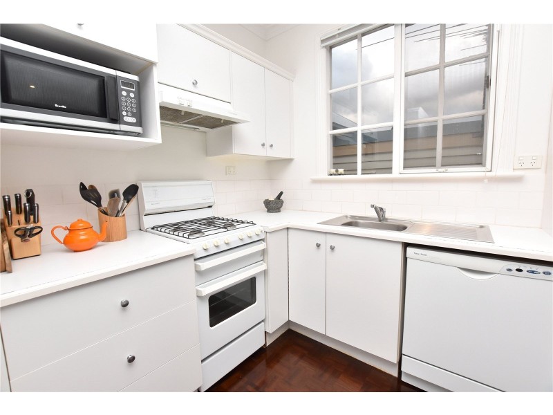 64 Malmsbury Street, Kew VIC 3101