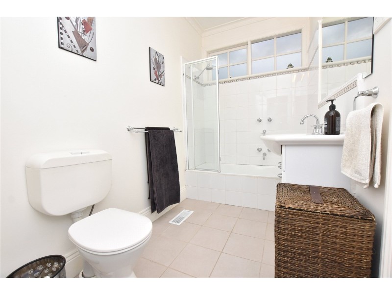 64 Malmsbury Street, Kew VIC 3101