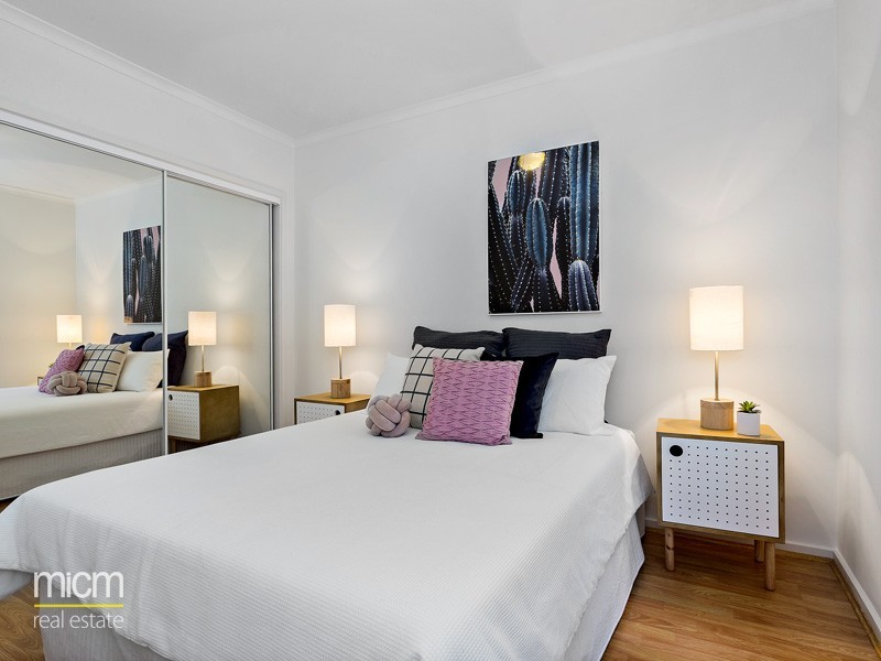 22/79 Whiteman Street, Southbank VIC 3006