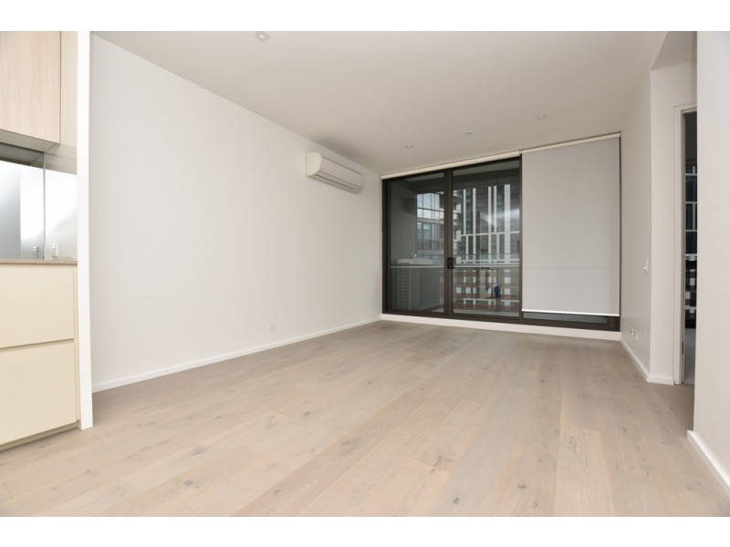 910B/889 Collins Street, Docklands VIC 3008