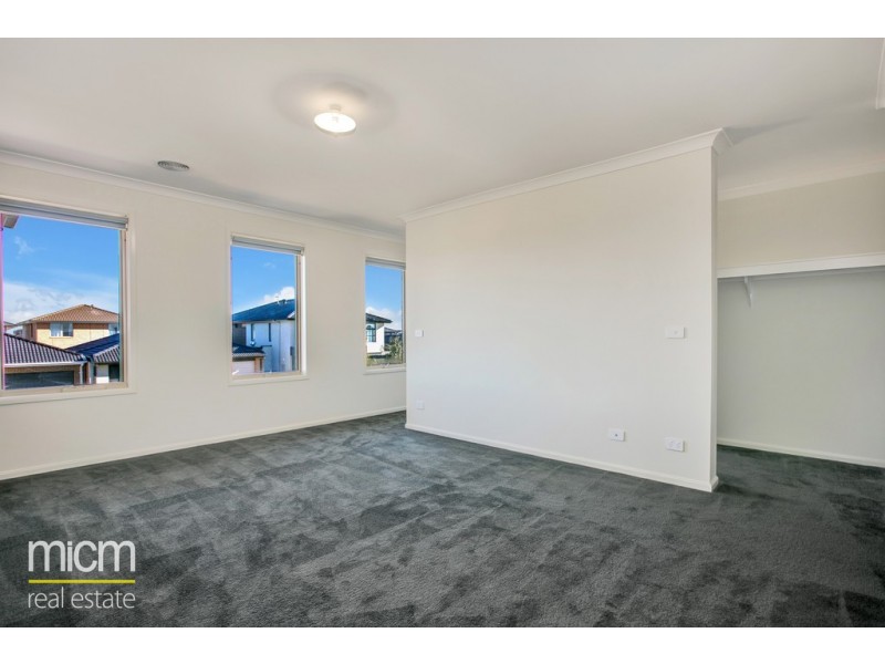 11 Mudgee Street, Point Cook VIC 3030