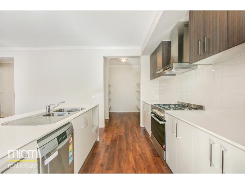 2 Kyogle Avenue, Point Cook VIC 3030