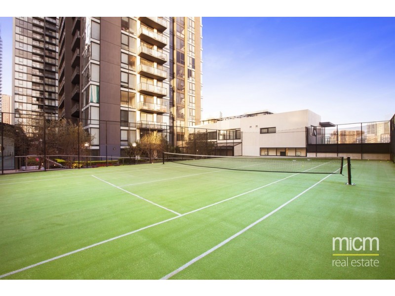 REF 052957/100 Kavanagh Street, Southbank VIC 3006
