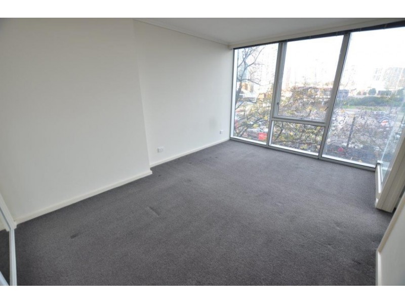 REF 05297/90 Kavanagh Street, Southbank VIC 3006