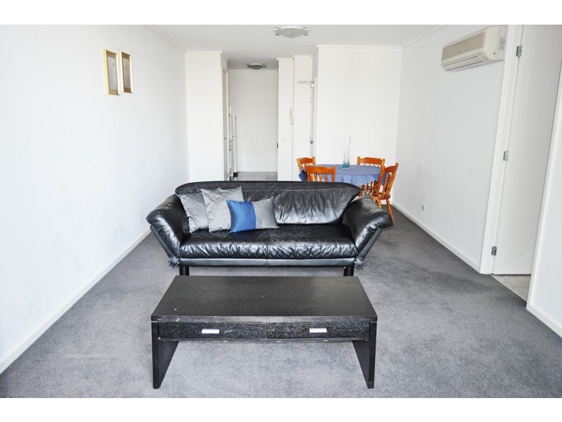 REF 052966/173 City Road, Southbank VIC 3006