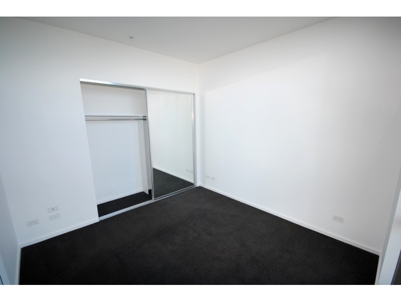 REF 052902/241 City Road, Southbank VIC 3006