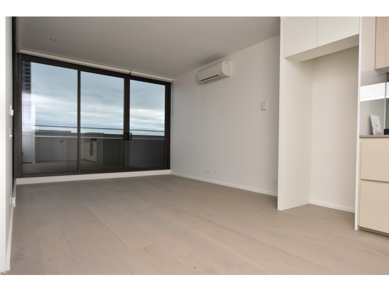 202S/889 Collins Street, Docklands VIC 3008