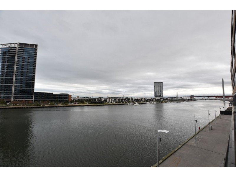202S/889 Collins Street, Docklands VIC 3008