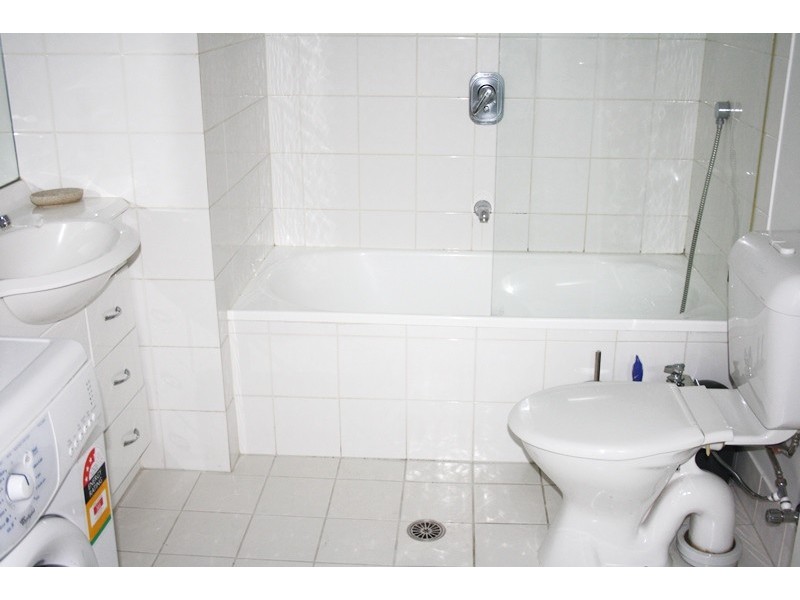 REF 053100/668 Bourke Street, Melbourne VIC 3000