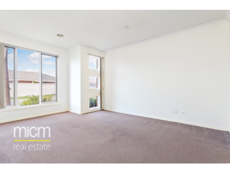 5 Hydrangea Drive, Point Cook VIC 3030