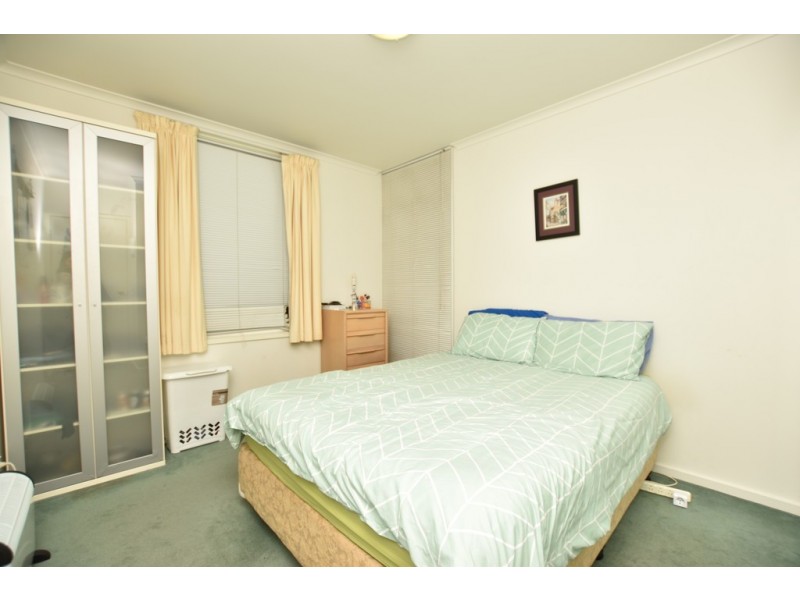 REF 06065/79 Whiteman Street, Southbank VIC 3006