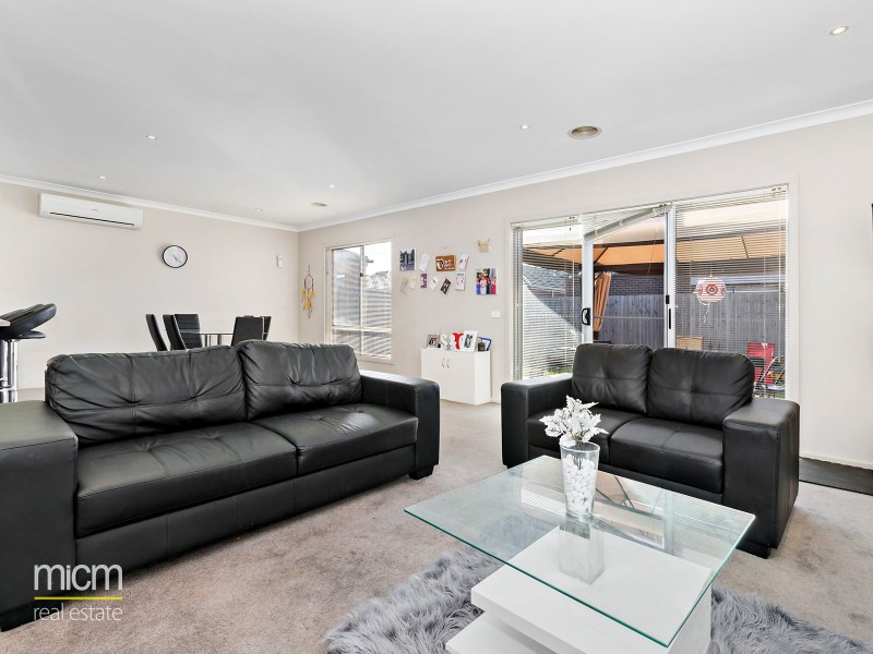 24 Lomandra Street, Point Cook VIC 3030