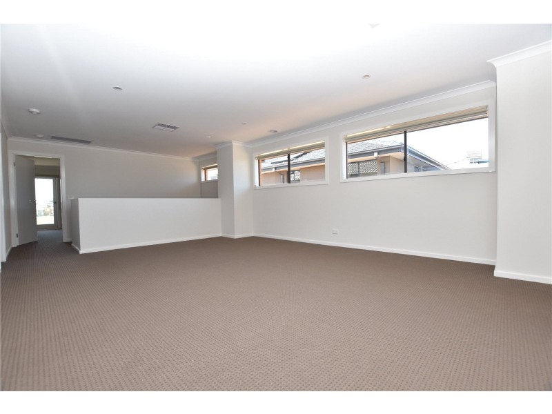 47 Noorat Place, Cranbourne North VIC 3977
