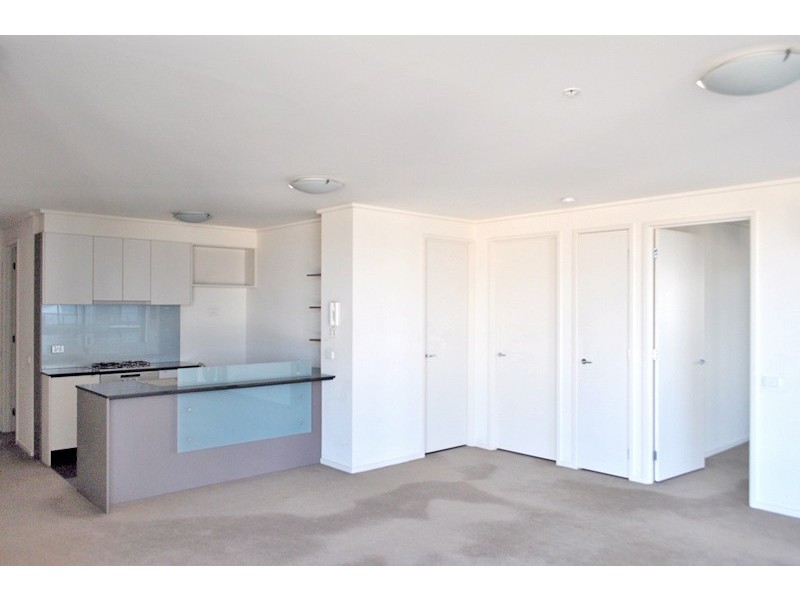 REF 061445/100 Kavanagh Street, Southbank VIC 3006
