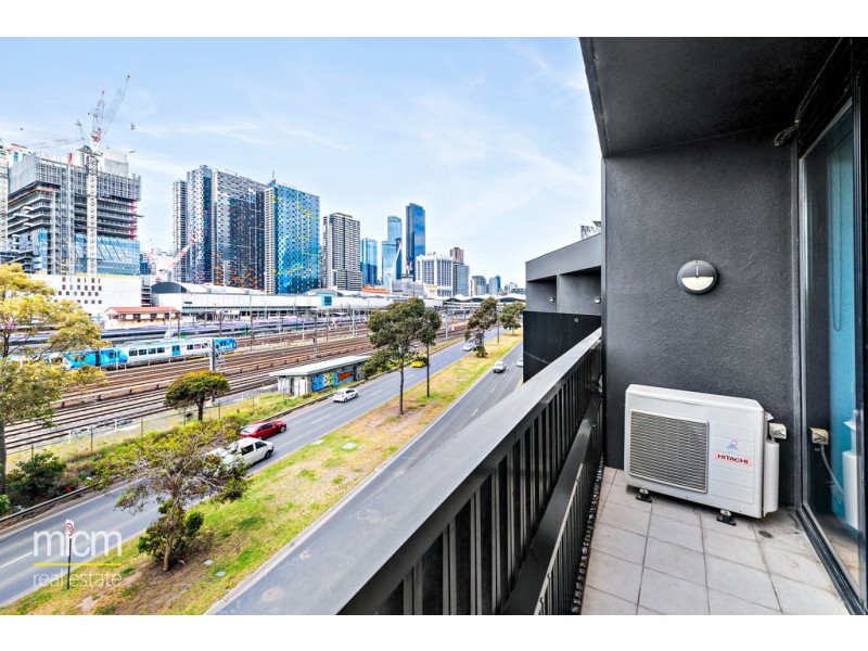 310/673 La Trobe Street, Docklands VIC 3008
