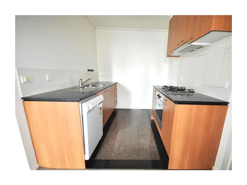 REF 061805/163 City Road, Southbank VIC 3006