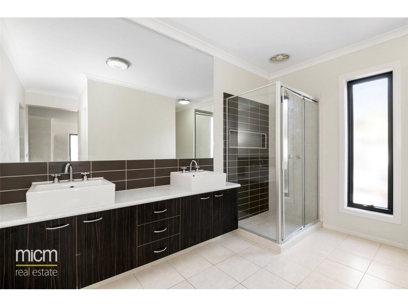 79 Lincoln Heath Boulevard, Point Cook VIC 3030