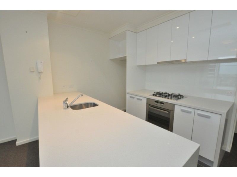 2403/63 Whiteman Street, Southbank VIC 3006