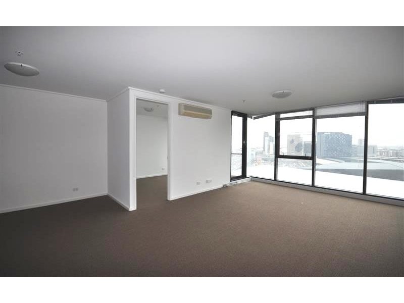 REF 061981/99 Whiteman Street, Southbank VIC 3006