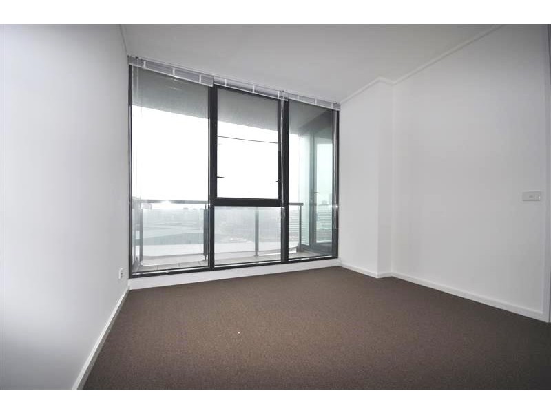 REF 061981/99 Whiteman Street, Southbank VIC 3006