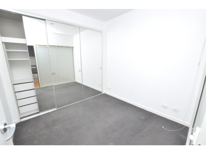 513/54 Nott Street, Port Melbourne VIC 3207