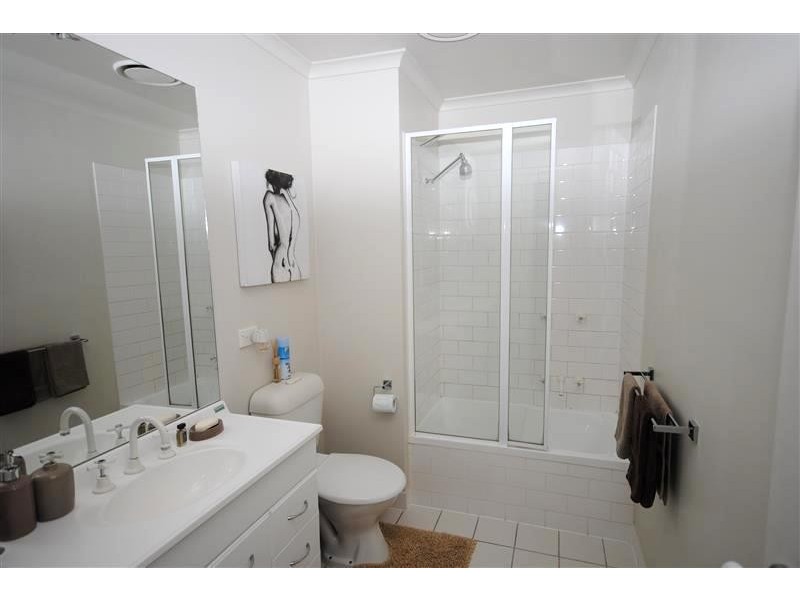 REF 062102/79 Whiteman Street, Southbank VIC 3006