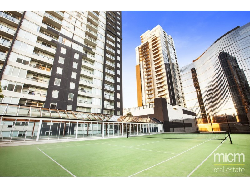 REF 062102/79 Whiteman Street, Southbank VIC 3006