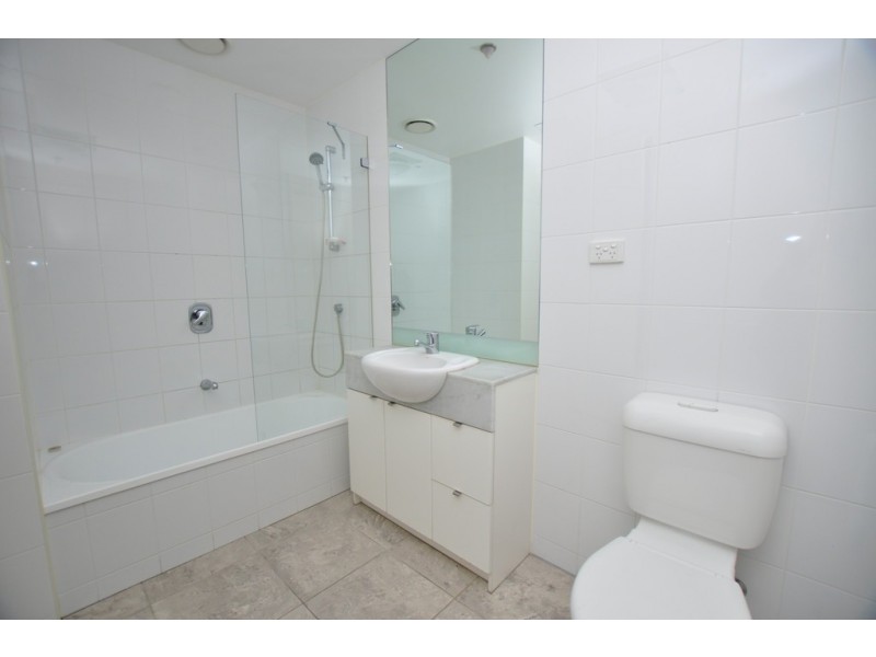 REF 062193/173 City Road, Southbank VIC 3006