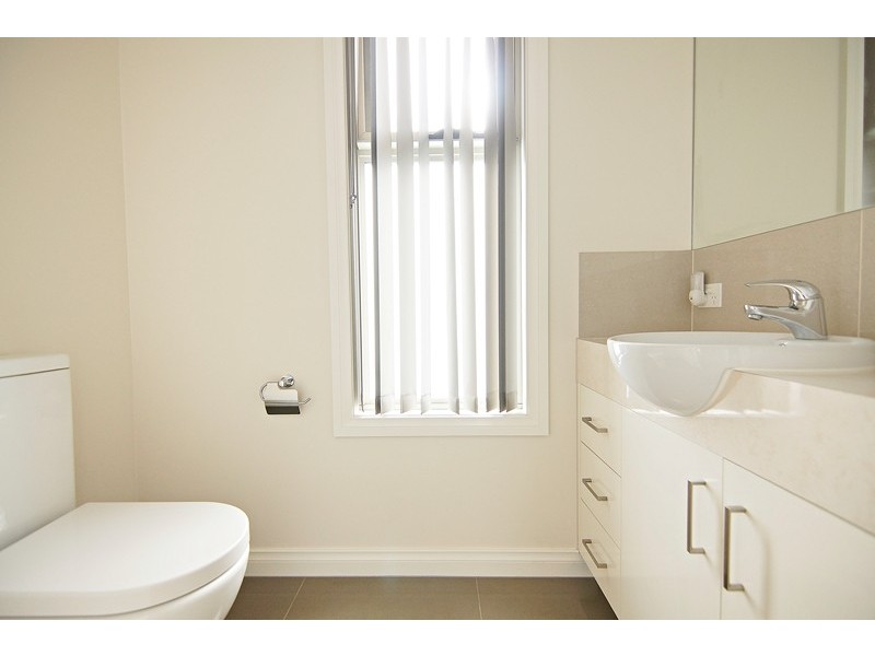 2/66 Fisher Street, Malvern East VIC 3145