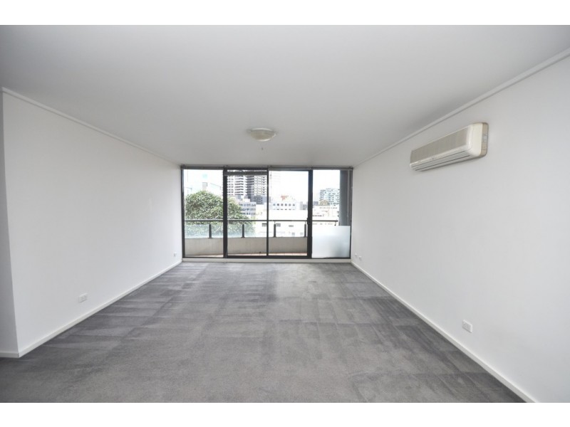 REF 062110/28 Bank Street, South Melbourne VIC 3205